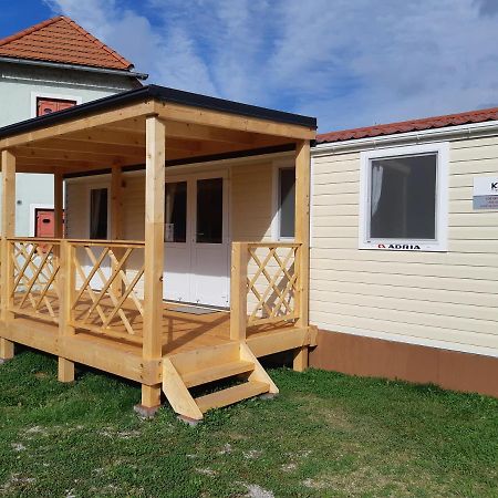 Mobile Homes And Apartment - Terme Catez Catez ob Savi Exterior photo