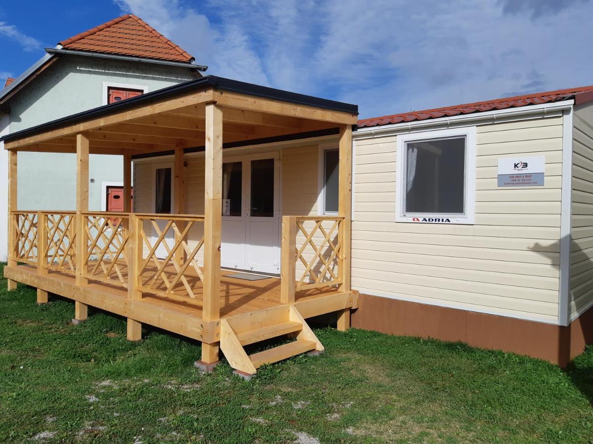 Mobile Homes And Apartment - Terme Catez Catez ob Savi Exterior photo